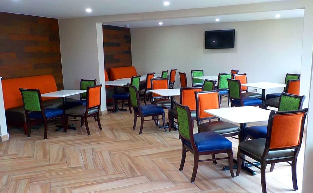 Surestay Hotel By Best Western Florence Exterior photo